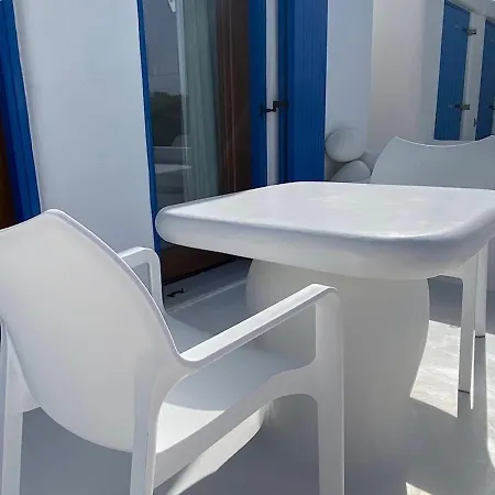 Appartement White Luxury With Shared Pool Downtown