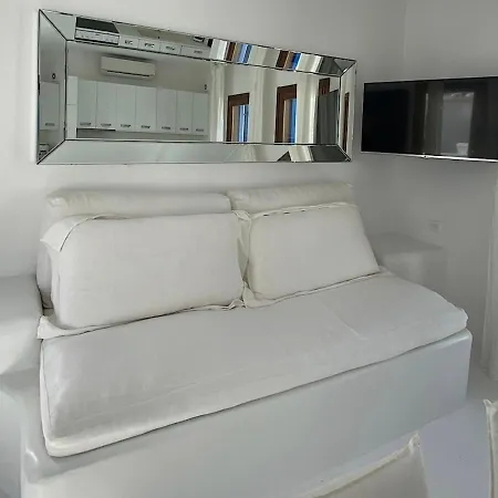 Appartement White Luxury With Shared Pool Downtown *